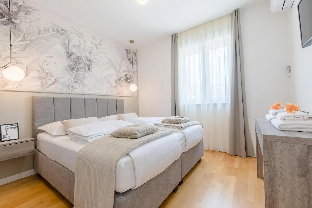 Apartment Cosmopolitan **** Spalato