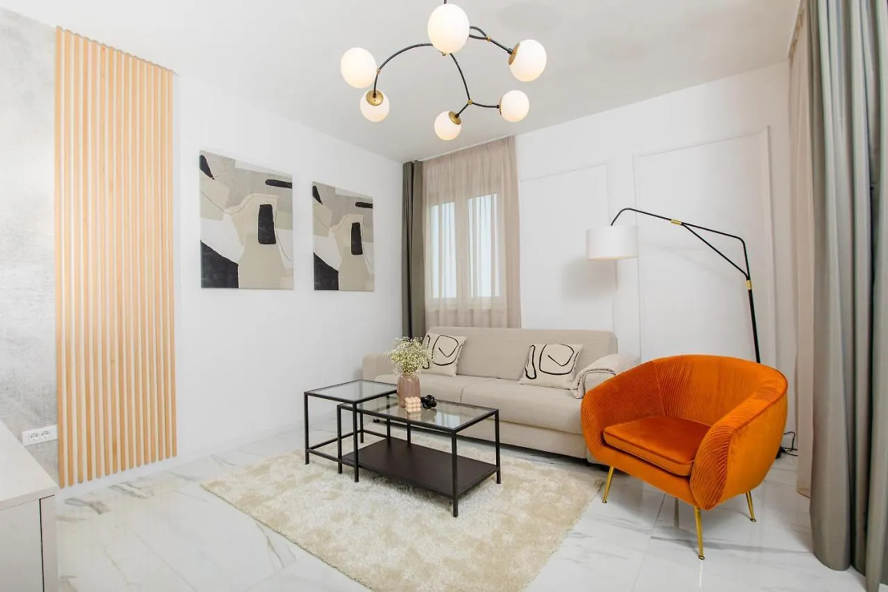 Apartment Cosmopolitan **** Split