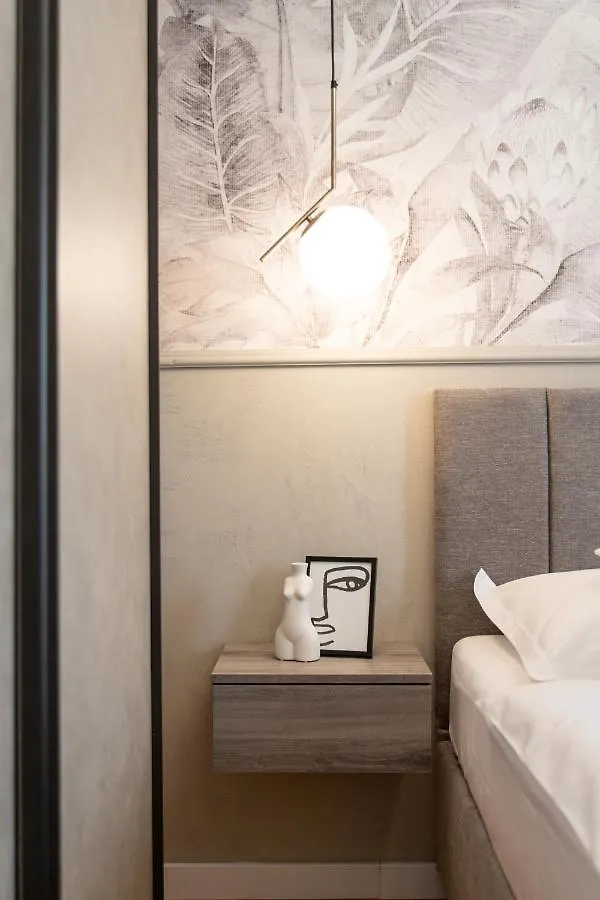 Apartment Cosmopolitan **** Split